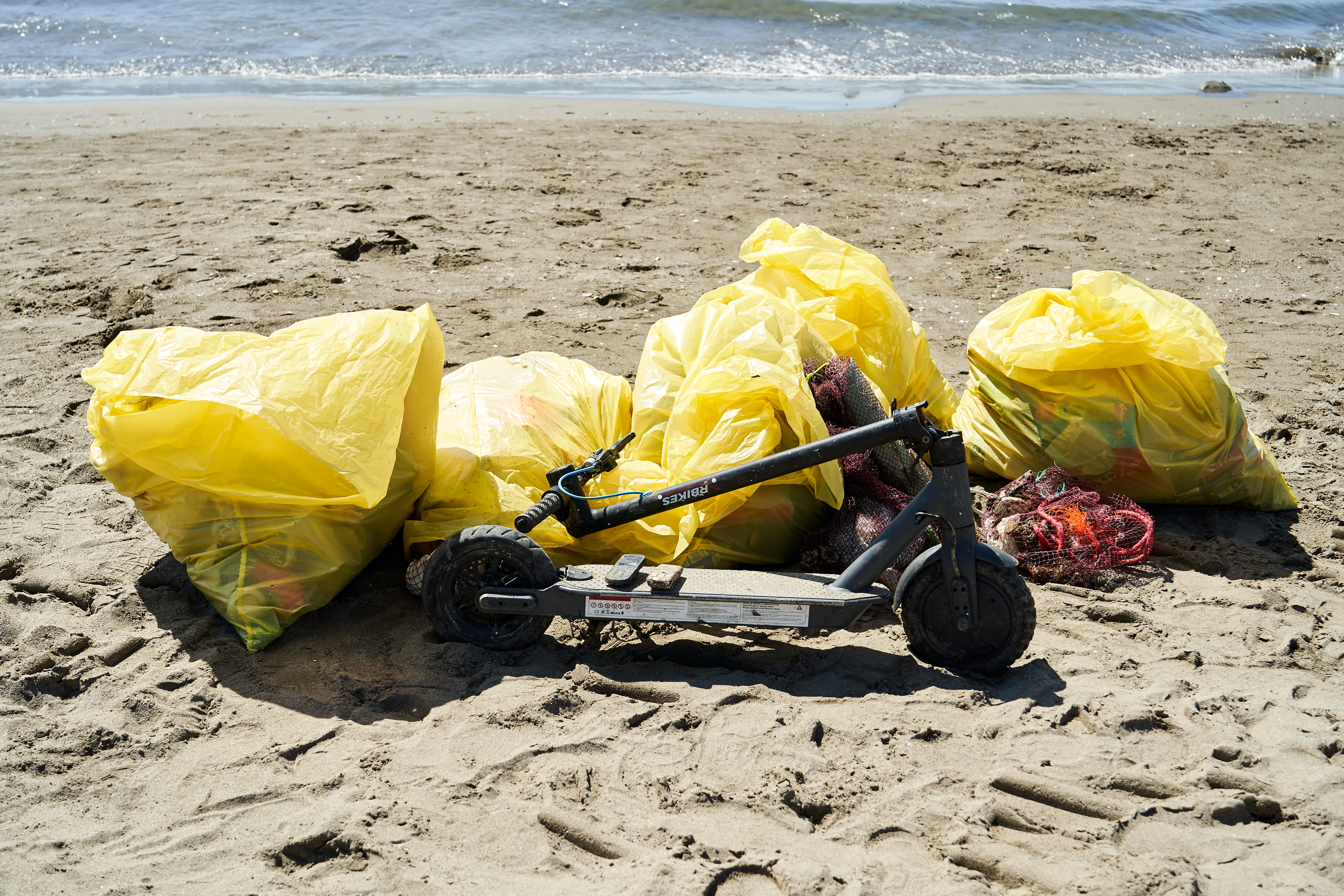 proyecto libera ecoembes playas y mares