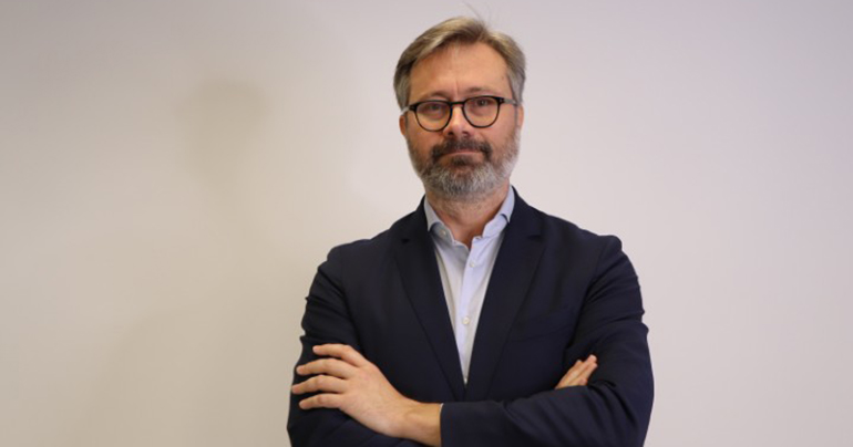 La ciudadanía en general y los distribuidores son las piezas claves del engranaje que es la correcta gestión de los residuos