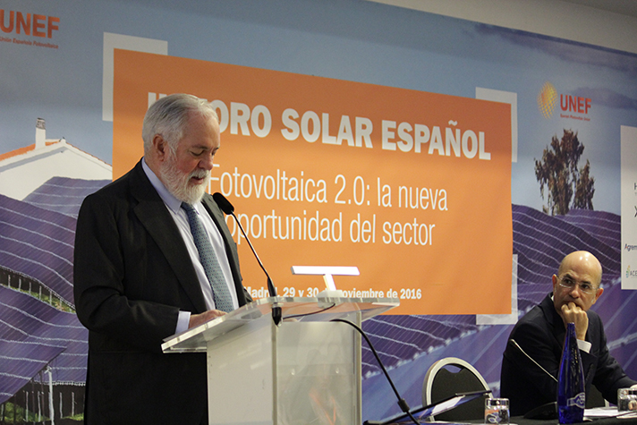 El Comisario europeo de Acción por el Clima y Energía, Miguel Arias Cañete, fue el encargado de inaugurar las jornadas