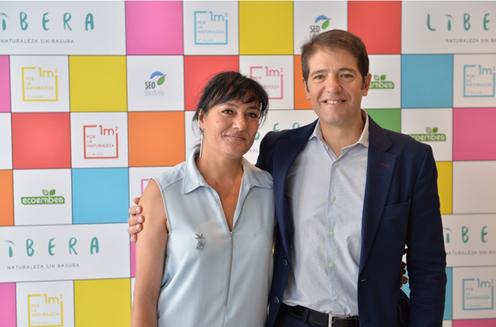 Asunción Ruiz, directora ejecutiva de SEOBirdLife y Óscar Martín, consejero delegado de Ecoembes