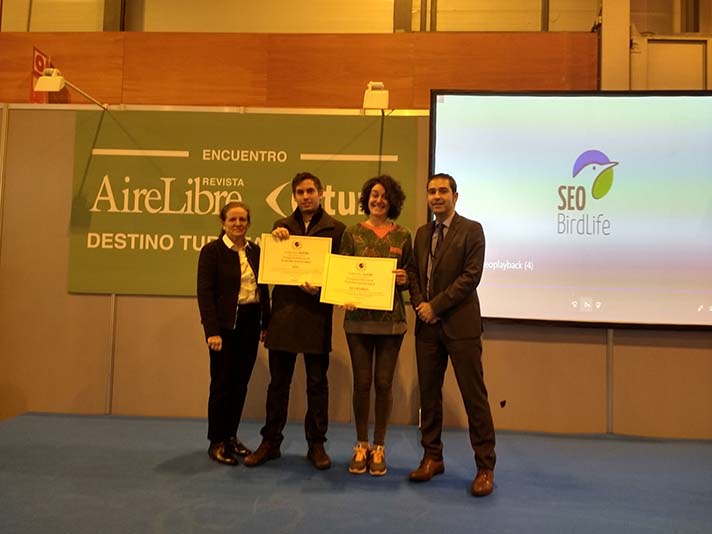 Paloma Fermández, (Revista Aire Libre); Miguel Muñoz (SEO / BirdLife); Sara Güemes (ECOEMBES) y David Solar (FITUR)