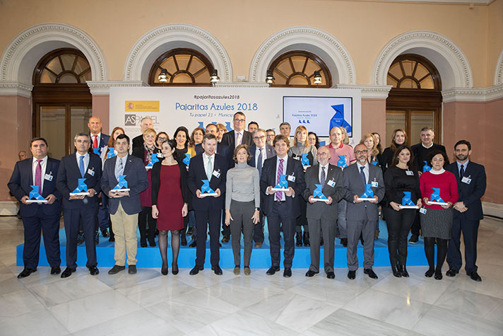 Todos los premiados en la segunda edición de Pajaritas Azules de ASPAPEL