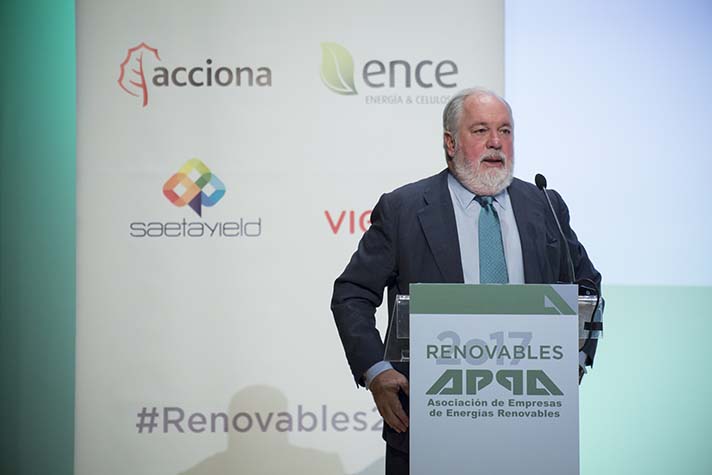 Miguel Arias Cañete, Comisario de Acción por el Clima y Energía