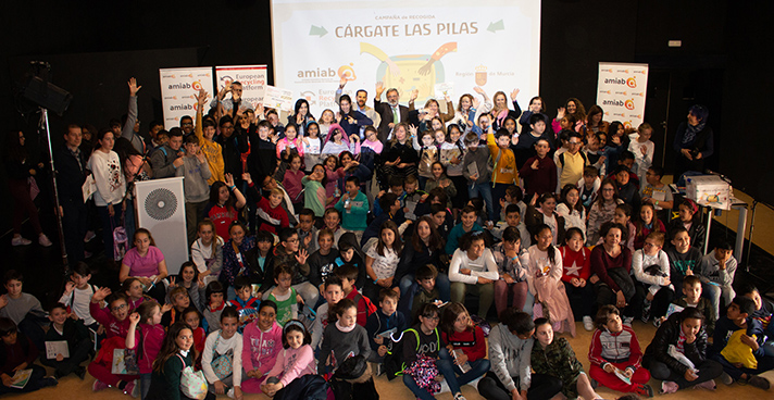 La campaña, organizada por Amiab y ERP, con la colaboración de la Región de Murcia, se cerró con el acto de entrega del premio al colegio ganador