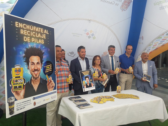 La nueva campaña se desarrolla junto al Ayuntamiento de Granada e Inagra