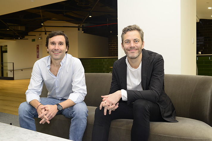 Andreas Thorsheim, CEO y fundador de Otovo, junto a Iñigo Amoribieta, máximo responsable en España de la compañía