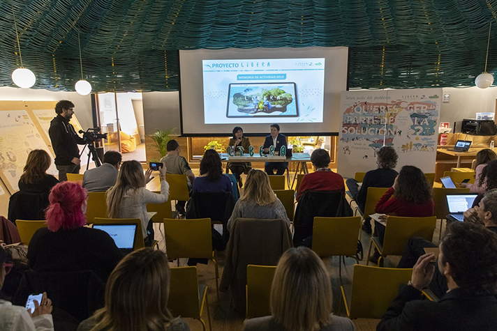 LIBERA ha creado el ‘Barómetro de la Basuraleza’, que fue presentado por Asunción Ruiz, directora ejecutiva de SEO/BirdLife y Óscar Martin, consejero delegado de Ecoembes