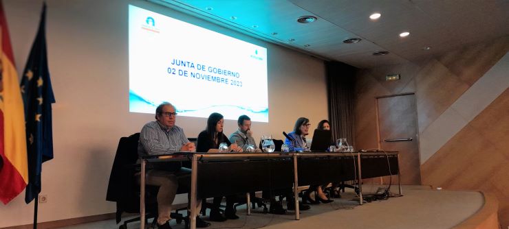 Nieves Roqueñí asume la presidencia del Consorcio de Aguas de Asturias (CADASA)