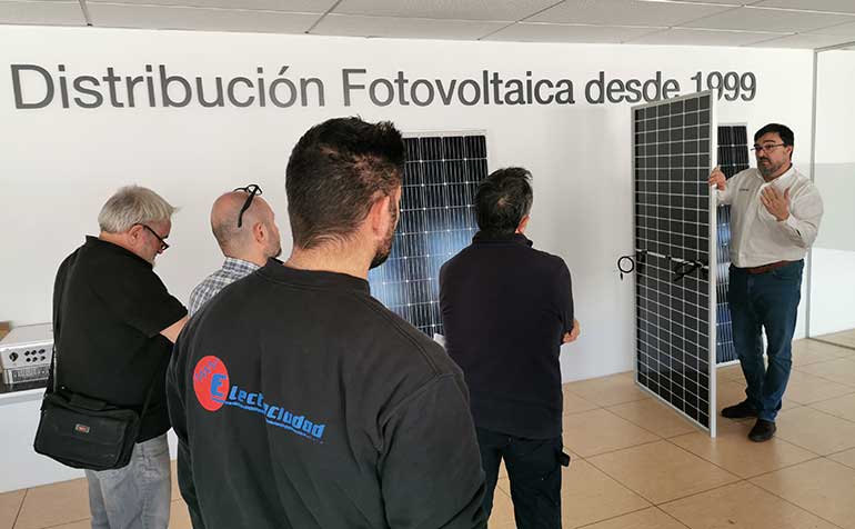 La nueva propuesta formativa de SumSol ‘PV Training: De la teoría a la práctica’