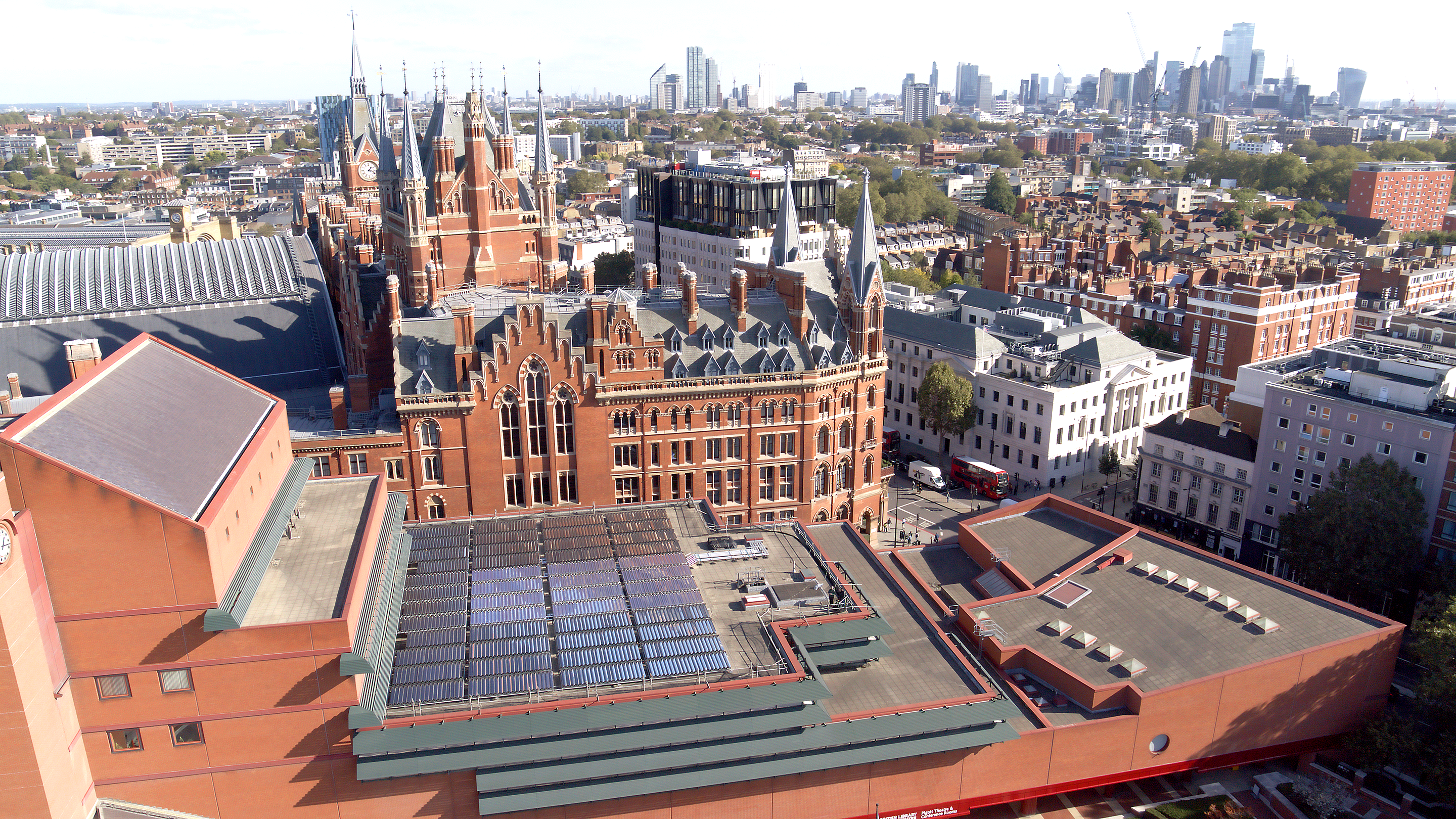  La scale-up británica Naked Energy amplía su presencia a España y Portugal 