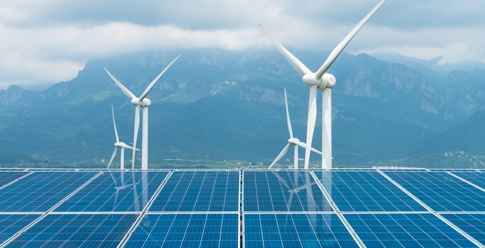 Las autorizaciones de renovables caen mientras crecen los rechazos en el primer trimestre de 2026