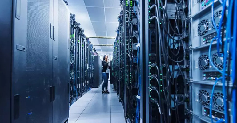 Veolia acelera su apuesta por centros de datos y chips con un objetivo de 1.000 millones en ingresos anuales para 2030