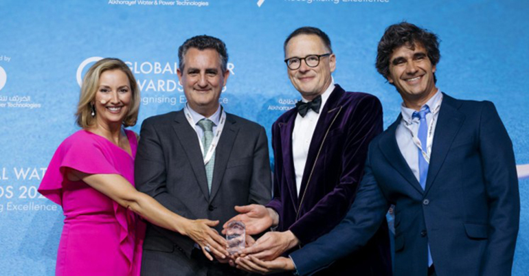 ACCIONA gana el premio al “Mejor Proyecto IA del Año” por una desaladora inteligente en Florida