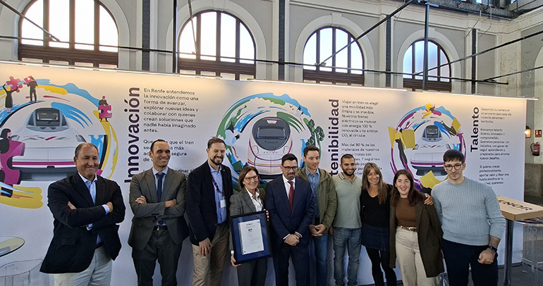 Renfe obtiene de AENOR los certificados de gestión energética y huella de carbono