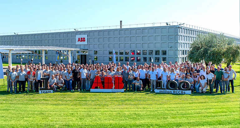 ABB alcanza los 100 millones de interruptores diferenciales fabricados en su planta de Santa Palomba