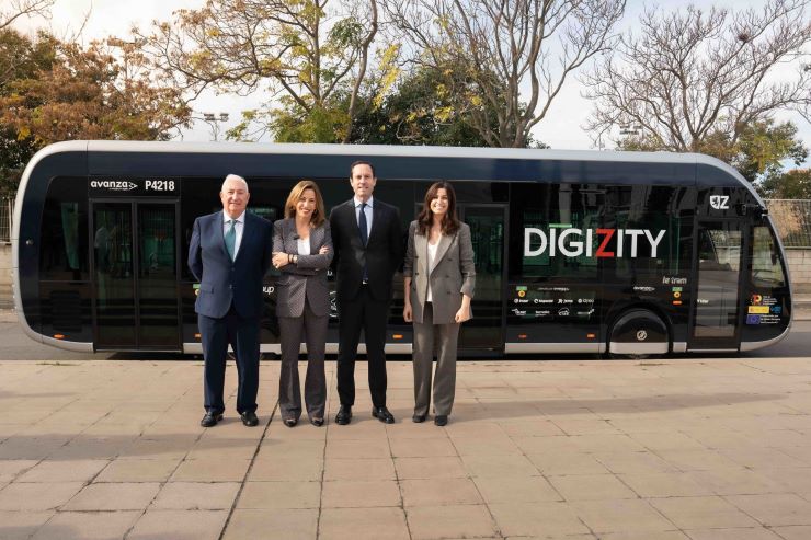 DIGIZITY, el mayor proyecto de I+D del PERTE del vehículo eléctrico y conectado, pone en marcha en Zaragoza su Fase II con pasajeros