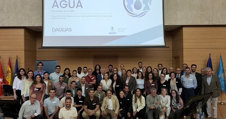 DAQUAS reúne a varias generaciones para abordar el relevo profesional en el sector del agua urbana