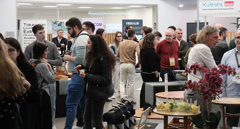 El reciclado de plásticos se consolida como prioridad geopolítica en Europa: AIMPLAS analiza los retos normativos y tecnológicos en PLASREC