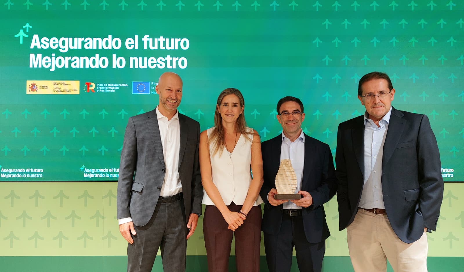 La planta de EnergyLOOP, para el reciclado de palas de aerogenerador, galardonada como Proyecto Emblemático del PRTR