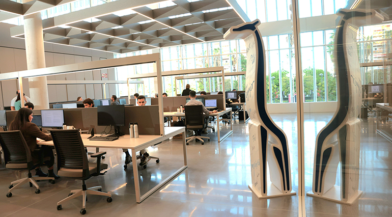 Grupotec inaugura su emblemática nueva sede central en el edificio Ikon de Valencia