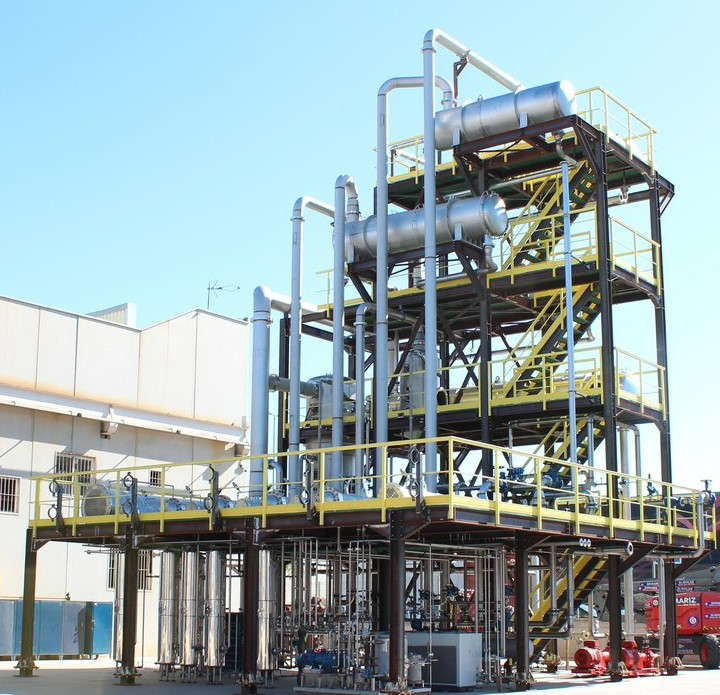 HRS Heat Exchangers ha finalizado recientemente la fabricación de su mayor evaporador en su planta de producción de Murcia, España