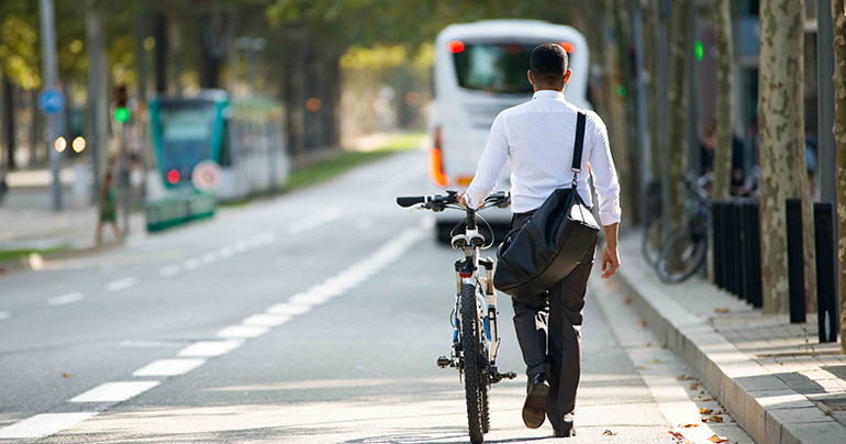 La IA transformará el transporte urbano: Arup prevé que el 70% de la población vivirá en ciudades en 2050