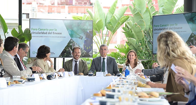 Canarias y Ecoembes refuerzan la colaboración público-privada para adaptar el sector del envase al nuevo marco europeo