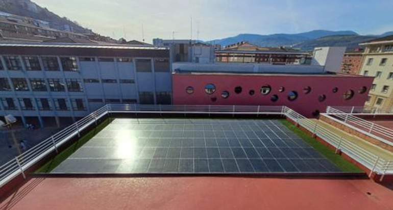 Colegio San Ignacio de Bilbao estrena innovadora solución energética de pavimento solar
