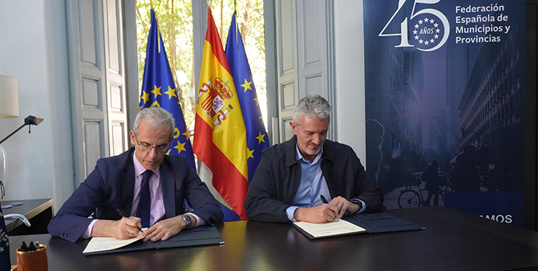 La FEMP y RE-VISTE unen fuerzas para mejorar la gestión de los residuos textiles y del calzado en los municipios