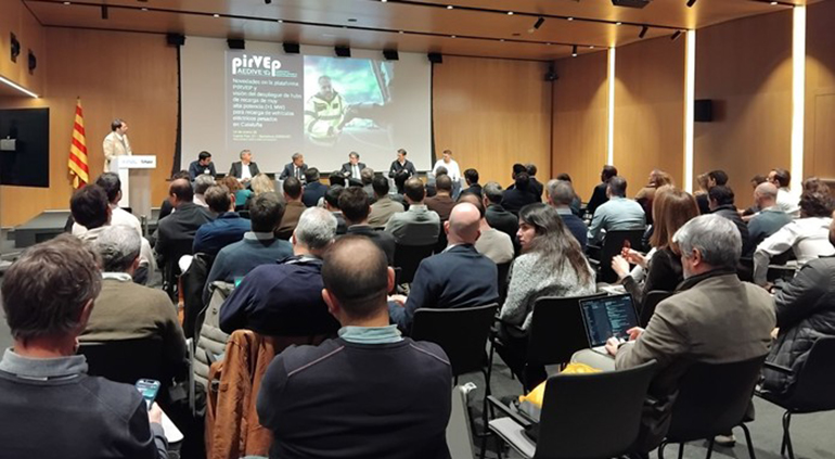 El sector del transporte pesado exige liderazgo político, incentivos y coherencia regulatoria para acelerar la electrificación