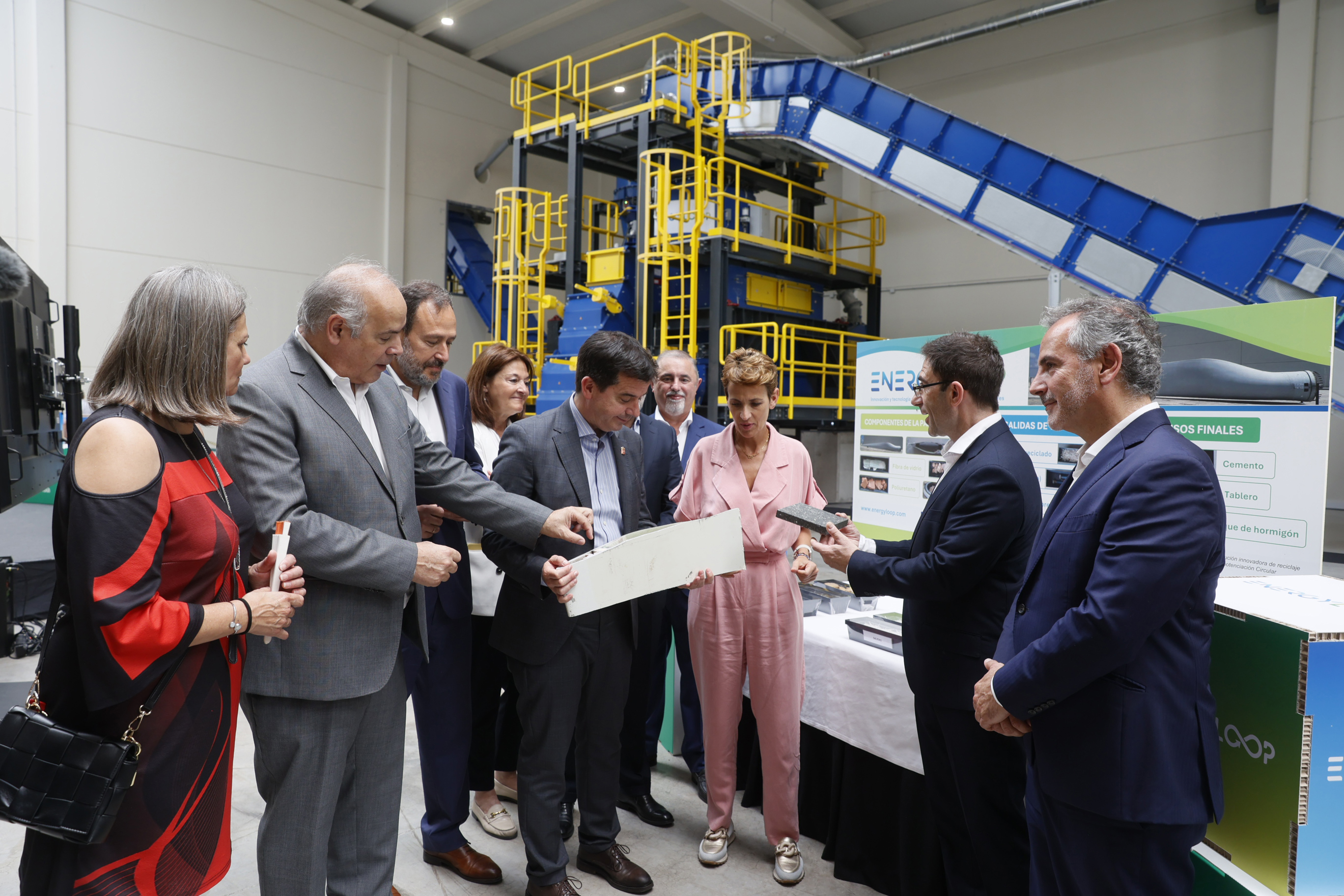Inauguración_EnergyLOOP_PresidentaNavarra_CEOIberdrolaEspana_3