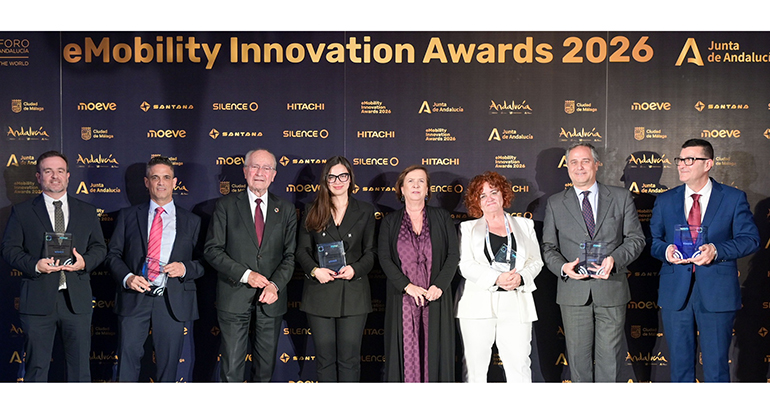 Autobuses solares, parkings accesibles y vehículos eléctricos, premiados en movilidad sostenible