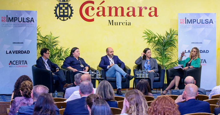 El tejido empresarial murciano impulsa la innovación y la calidad como motor de competitividad en el Foro Impulsa de ACERTA