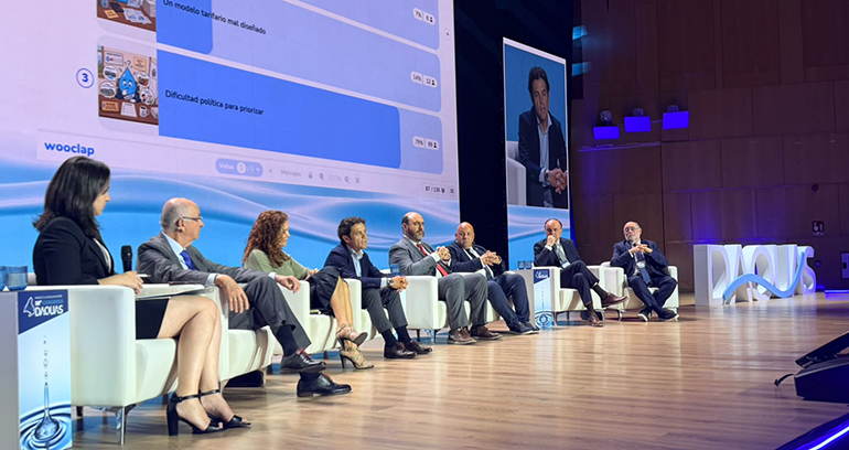 Ayuntamientos y operadores reclaman revisar las tarifas del agua para garantizar las inversiones urgentes del ciclo urbano