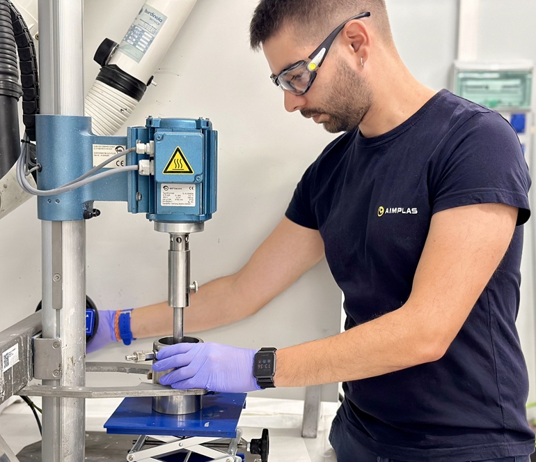 PLASRECO: Revolución sostenible contra los PFAS en packaging, cuero y textil