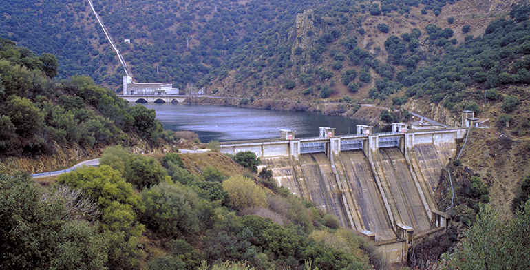 Los embalses de Canal de Isabel II arrancan mayo al 86% de su capacidad en una situación hidrológica óptima