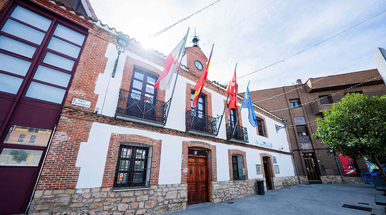 Acciona se adjudica el servicio de recogida de residuos y limpieza viaria en San Agustín de Guadalix