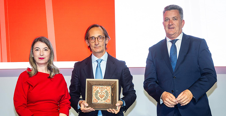 Grupotec recibe el premio a la Excelencia del Colegio de Ingenieros Industriales de la Comunitat Valenciana 