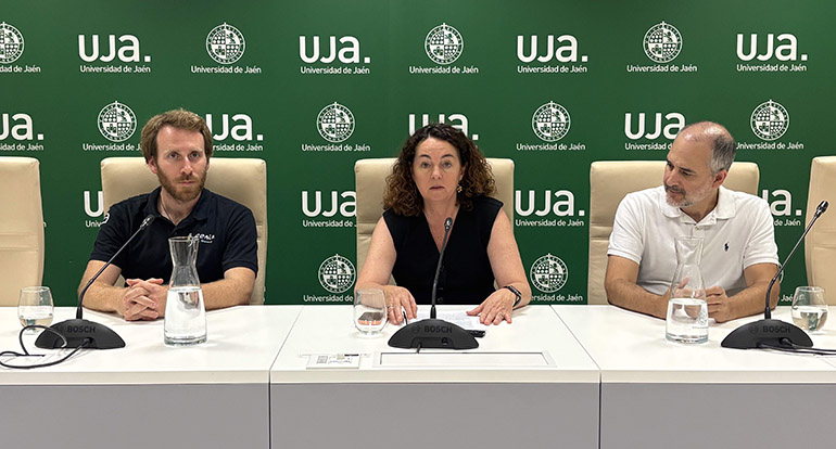 La Universidad de Jaén y Genia Bioenergy investigarán cómo mejorar la salud del suelo del olivar mediante el uso de digerido de plantas de biogás