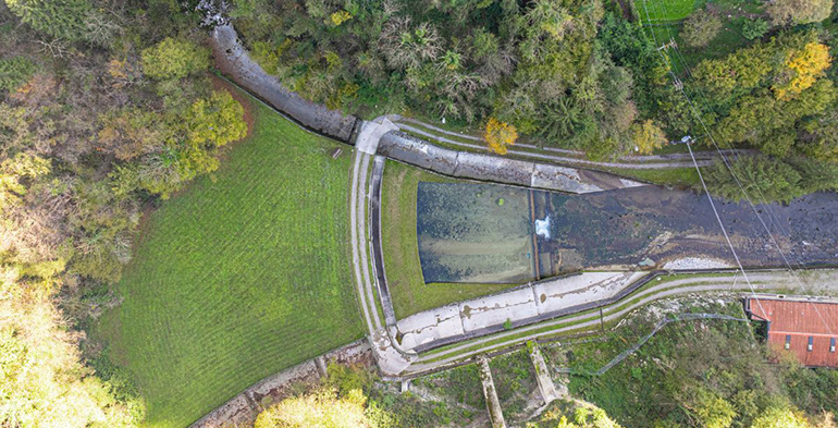 Amazon y Aganova impulsan en Bérgamo un proyecto con IA para reducir fugas de agua