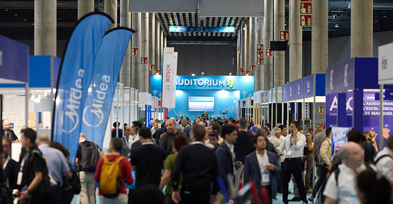EFINTEC 2026 reúne a cerca de 2.500 profesionales en su primera jornada