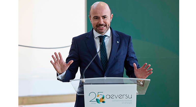 El presidente de Aeversu en su 25 aniversario