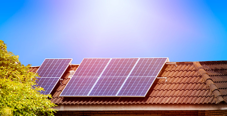 UNEF pide desgravaciones fiscales para impulsar el autoconsumo y alcanzar los objetivos del PNIEC