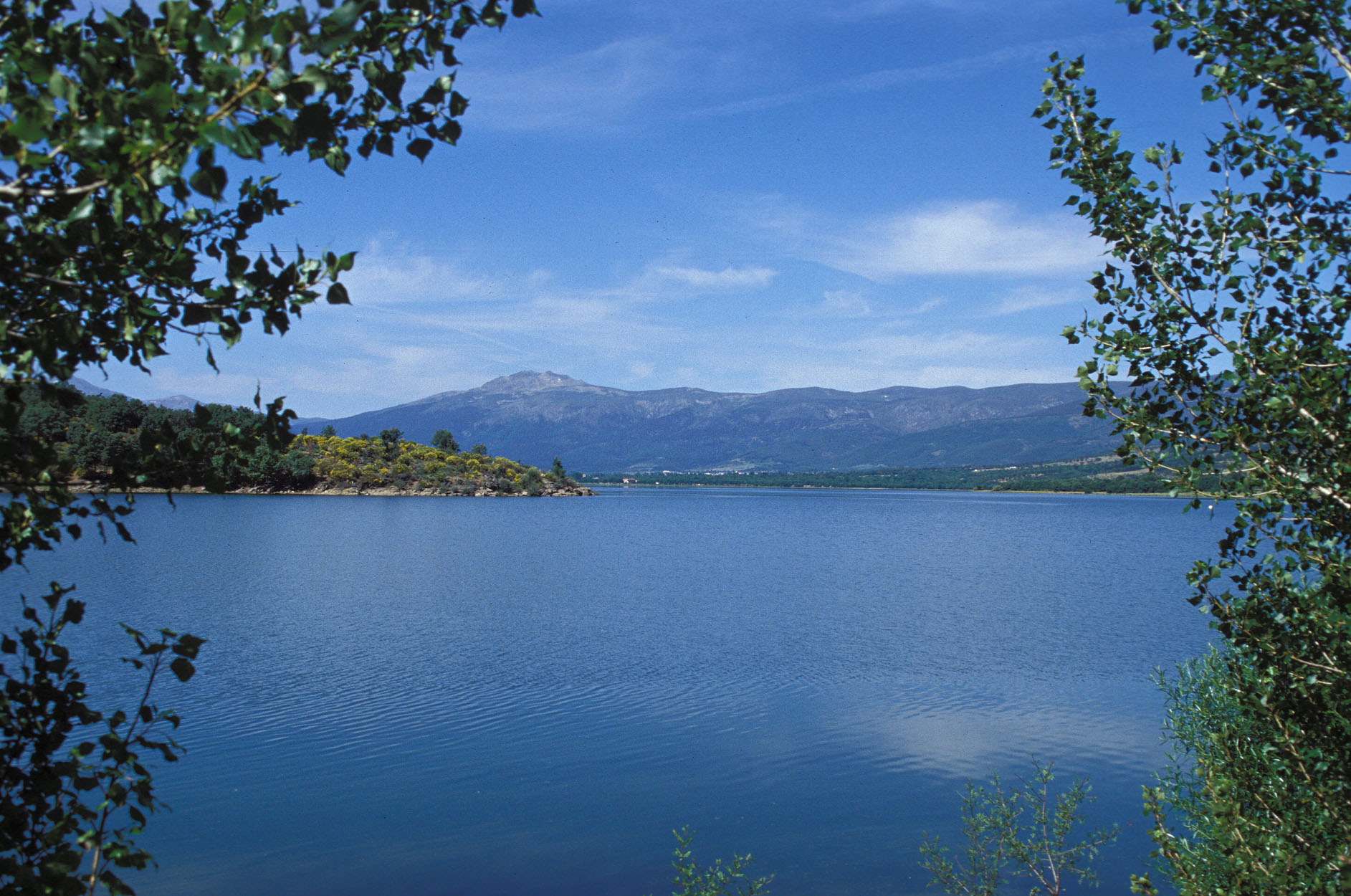 canal de isabel ii embalses julio