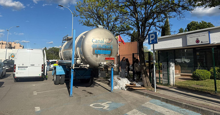 La Comunidad de Madrid invierte 4,6 millones para reforzar el suministro alternativo de agua en emergencias