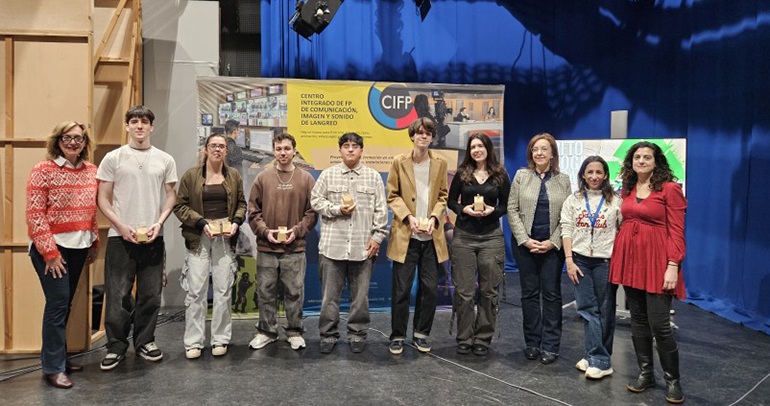 La magia de convertir los residuos en recursos protagoniza la felicitación de Navidad de Cogersa y el Cislan