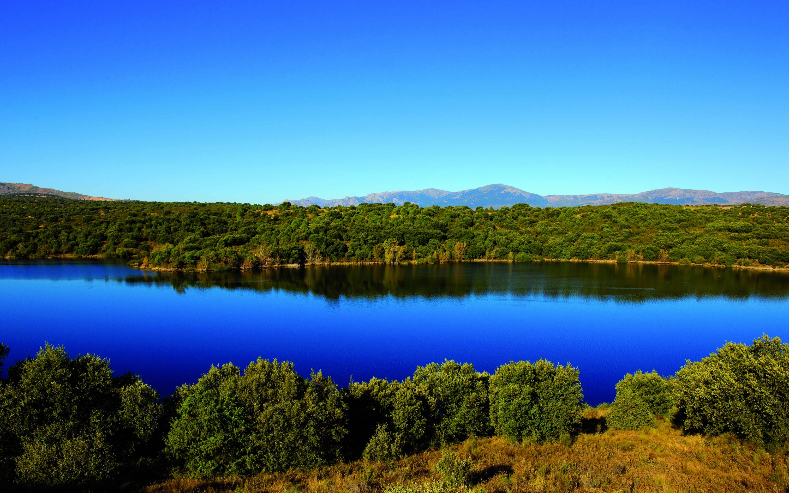 embalse canal de isabel ii