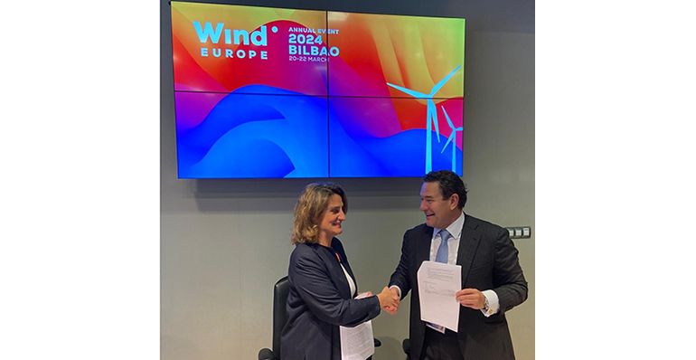España firma la “carta eólica española”, que definirá la transición energética en torno al sector eólico
