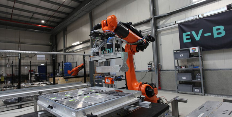 R3 Robotics asegura 20 millones de euros para industrializar el desmontaje automatizado de vehículos eléctricos