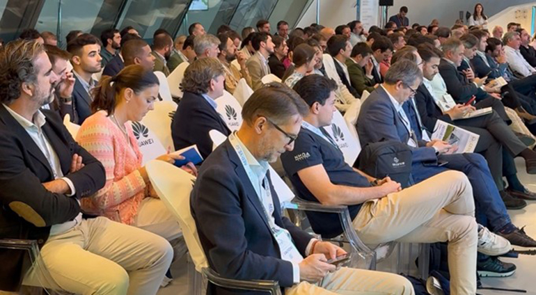 CEVE 2025 cierra con récord de participación y muestra el potencial industrial y tecnológico de la movilidad eléctrica en España 